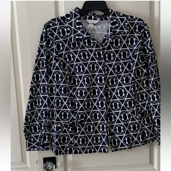CJ Banks Jackets & Blazers - CJ Banks Women’s Jacket Size 1X Button Up Front Pockets Triangle Blue White